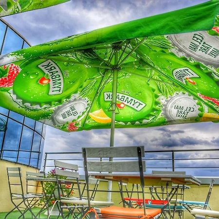 Hotel Afrodita -Вэлени-де-Мунте Экстерьер фото