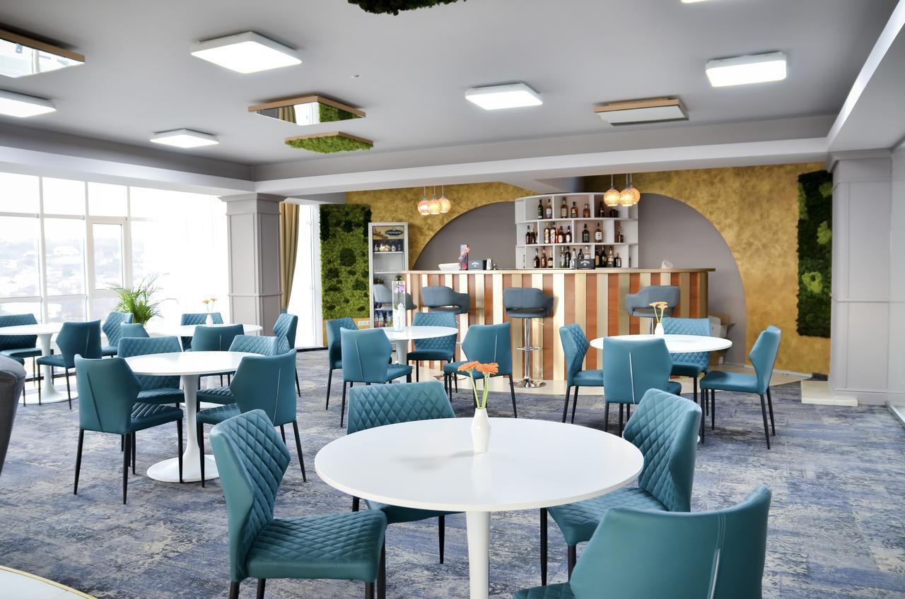 Hotel Afrodita -Вэлени-де-Мунте Экстерьер фото
